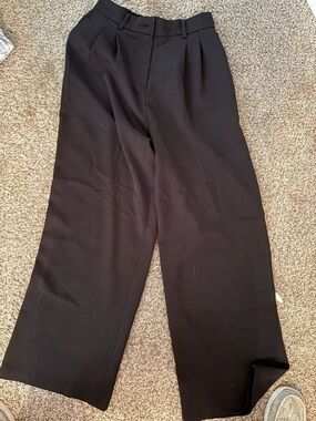 Women’s Black Wide-Leg Dress Pants